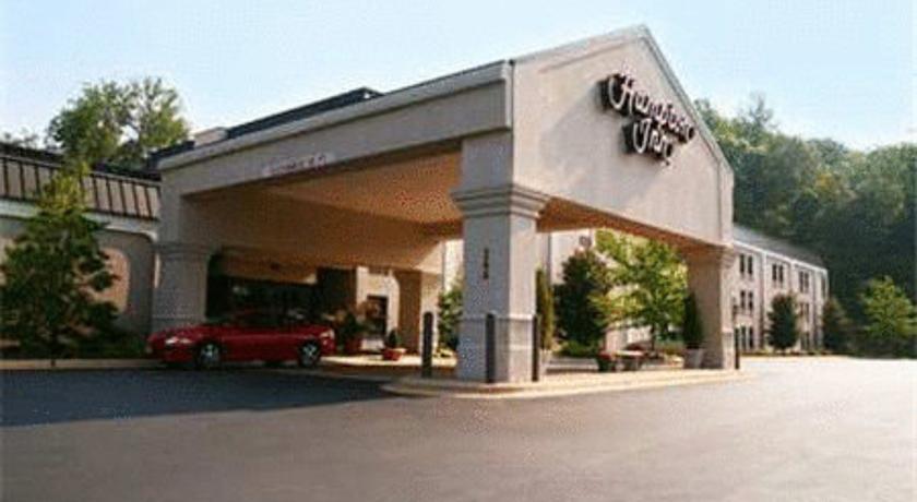 Hampton Inn Franklin, Nc מראה חיצוני תמונה